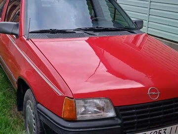Авто Opel Kadett 1988 № 8729561