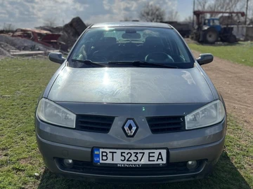 Авто Renault 4 2003 № 8729616
