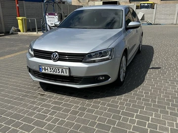 Авто Volkswagen Jetta 2013 № 8729781