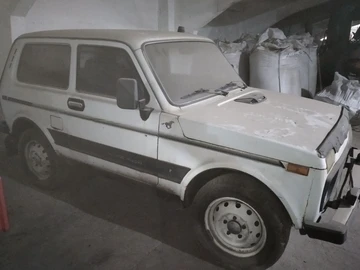 Авто ВАЗ 2121 1992 № 8729839