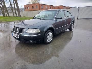 Авто Volkswagen Passat Sedan 2002 № 8729862
