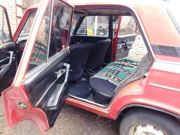 Авто ВАЗ 2106 1985 № 8729933