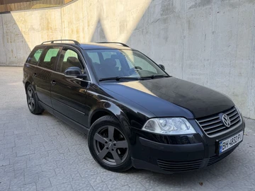 Авто Volkswagen Passat Variant 2004 № 8729988