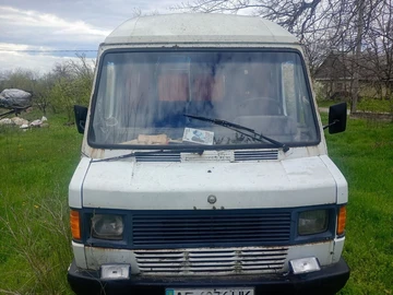 Авто Mercedes T-Mod  1995 № 8730065