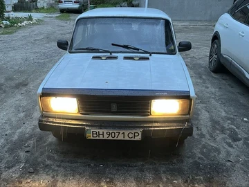 Авто ВАЗ 2105 1981 № 8730103