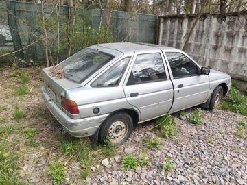 Авто Ford Escort 1991 № 8730114