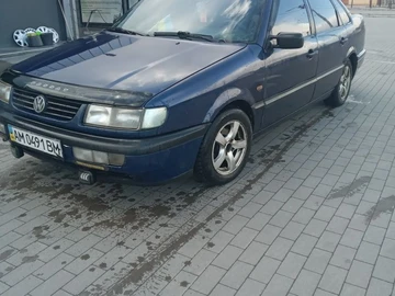Авто Volkswagen Passat Sedan 1996 № 8730133