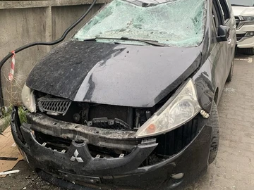 Авто Mitsubishi Grandis 2007 № 8730264