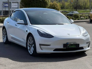 Авто Tesla Model 3 2022 № 8730365