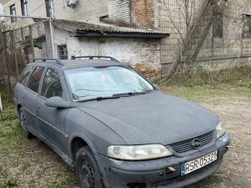 Авто Opel Vectra 2001 № 8730387