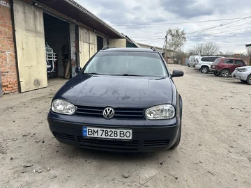 Авто Volkswagen Golf 2000 № 8730396