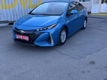 Авто Toyota Prius 2018 № 8730399