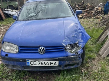 Авто Volkswagen Golf 2000 № 8730509