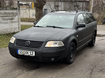 Авто Volkswagen Passat Variant 2003 № 8730647