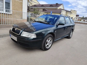 Авто Skoda Octavia 2002 № 8730688