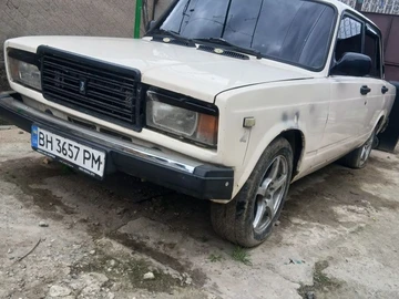 Авто ВАЗ 2107 1995 № 8730745