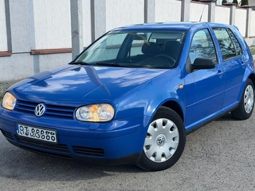 Авто Volkswagen Golf 2000 № 8730824