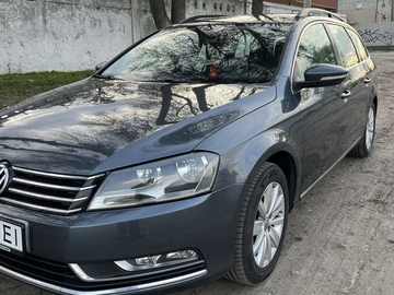 Авто Volkswagen Passat Variant 2013 № 8730847