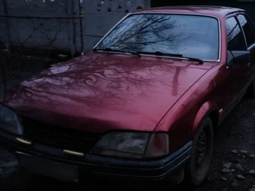 Авто Opel Rekord 1984 № 8731100