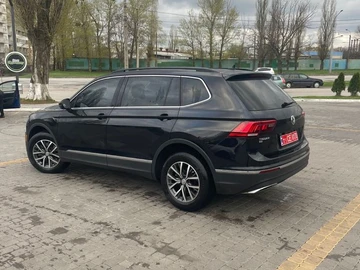 Авто Volkswagen Tiguan 2019 № 8731105