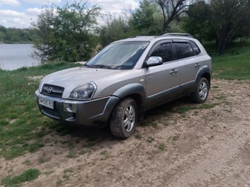 Авто Hyundai Tucson 2006 № 8731113