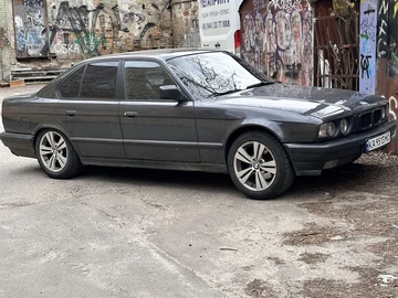 Авто BMW 5 Серия 1988 № 8731152