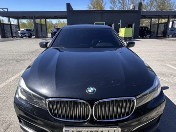 Авто BMW 7 Серия 2015 № 8731243