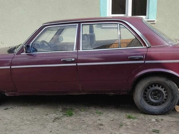 Авто Mercedes W123 1985 № 8731252