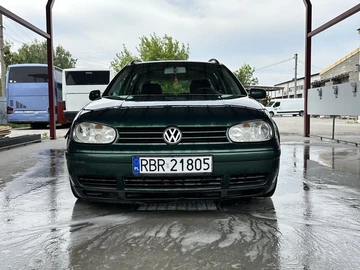 Авто Volkswagen Golf 2003 № 8731257