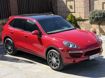 Авто Porsche Cayenne 2013 № 8731286