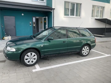 Авто Audi A4 2000 № 8731348