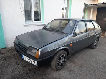 Авто ВАЗ 2109 1993 № 8731452