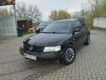 Авто Volkswagen Passat Sedan 1999 № 8731515