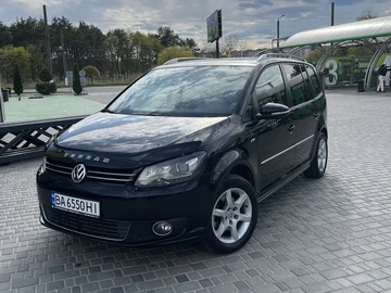 Авто Volkswagen Touran 2010 № 8731568