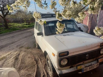Авто ВАЗ 2121 1991 № 8731661