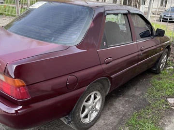 Авто Ford Escort 1996 № 8731693