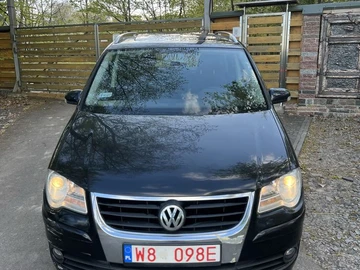 Авто Volkswagen Touran 2007 № 8731791