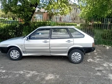 Авто ВАЗ 2109 1998 № 8731999