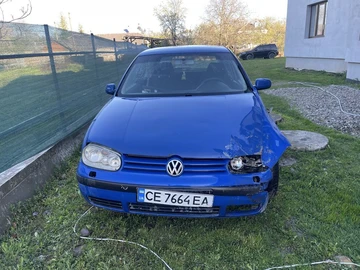 Авто Volkswagen Golf 2000 № 8732179