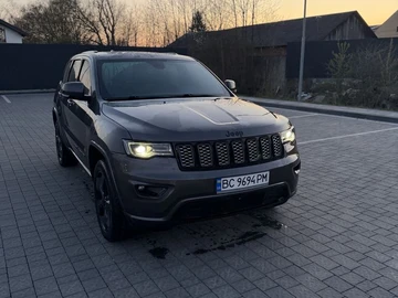 Авто Jeep Grand Cherokee 2018 № 8732324