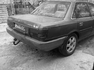 Авто Toyota Camry 1989 № 8732365
