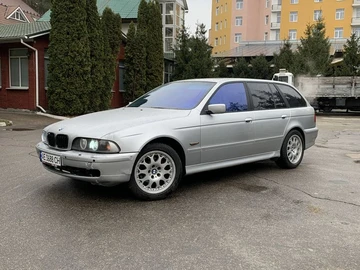 Авто BMW 5 Серия 1998 № 8732367