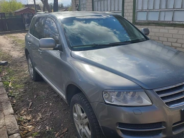 Авто Volkswagen Touareg 2005 № 8732374
