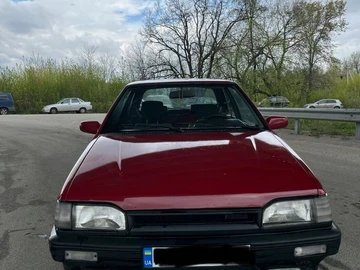 Авто Mazda 323 1988 № 8732548