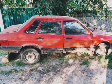 Авто ВАЗ 21099 1998 № 8732609