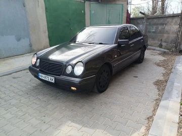 Авто Mercedes 280 1996 № 8732787