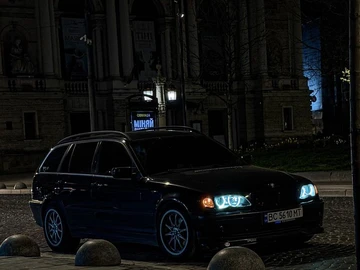 Авто BMW 3 Серия 2004 № 8732910