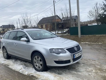 Авто Volkswagen Passat Variant 2005 № 8733076