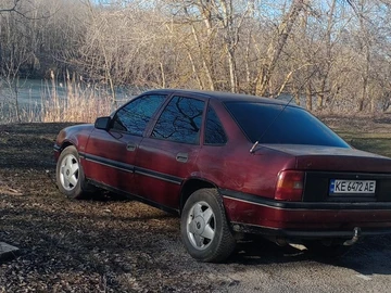 Авто Opel Vectra 1989 № 8733185