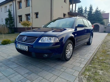 Авто Volkswagen Passat Variant 2003 № 8733293
